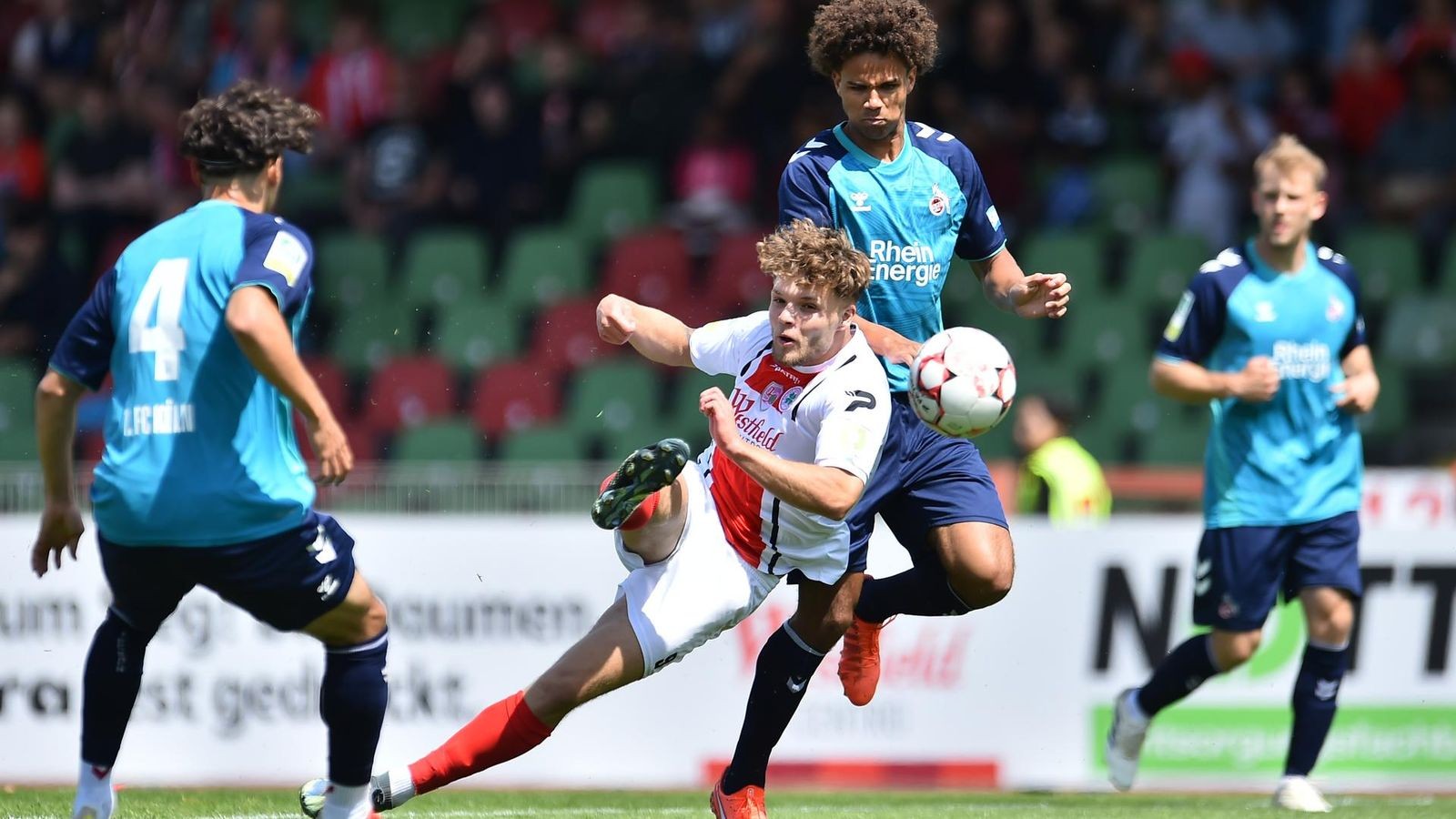 Angreifer-Timur-Kesim-kehrt-zu-RWO-zur-ck-Folgen-weitere-Neuzug-nge-