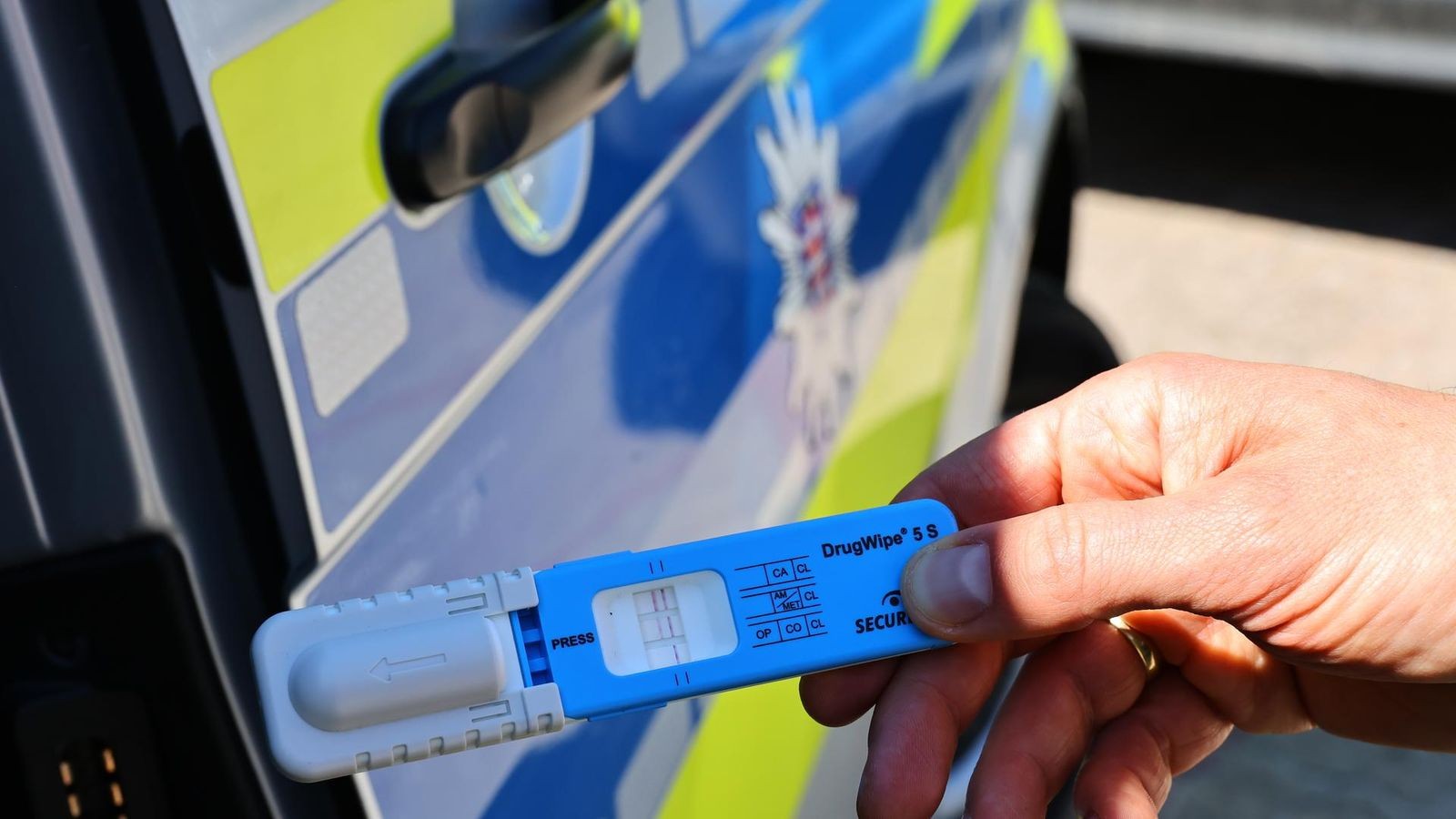 Mit-Drogen-in-Hermsdorf-erwischt-Polizeimeldungen-aus-dem-Saale-Holzland