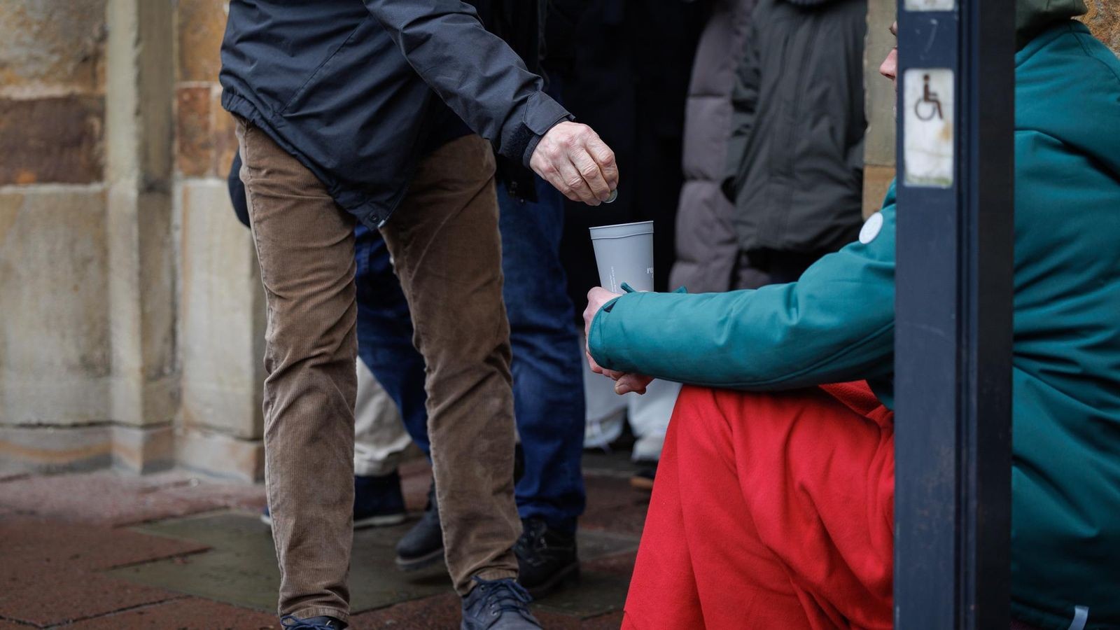 Bettler-im-Stadtbild-So-sieht-es-in-Th-ringer-Kommunen-aus