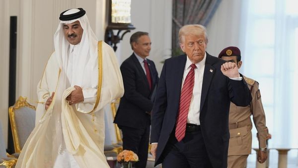 USA nehmen geschenkten Jumbojet von Katar offiziell an