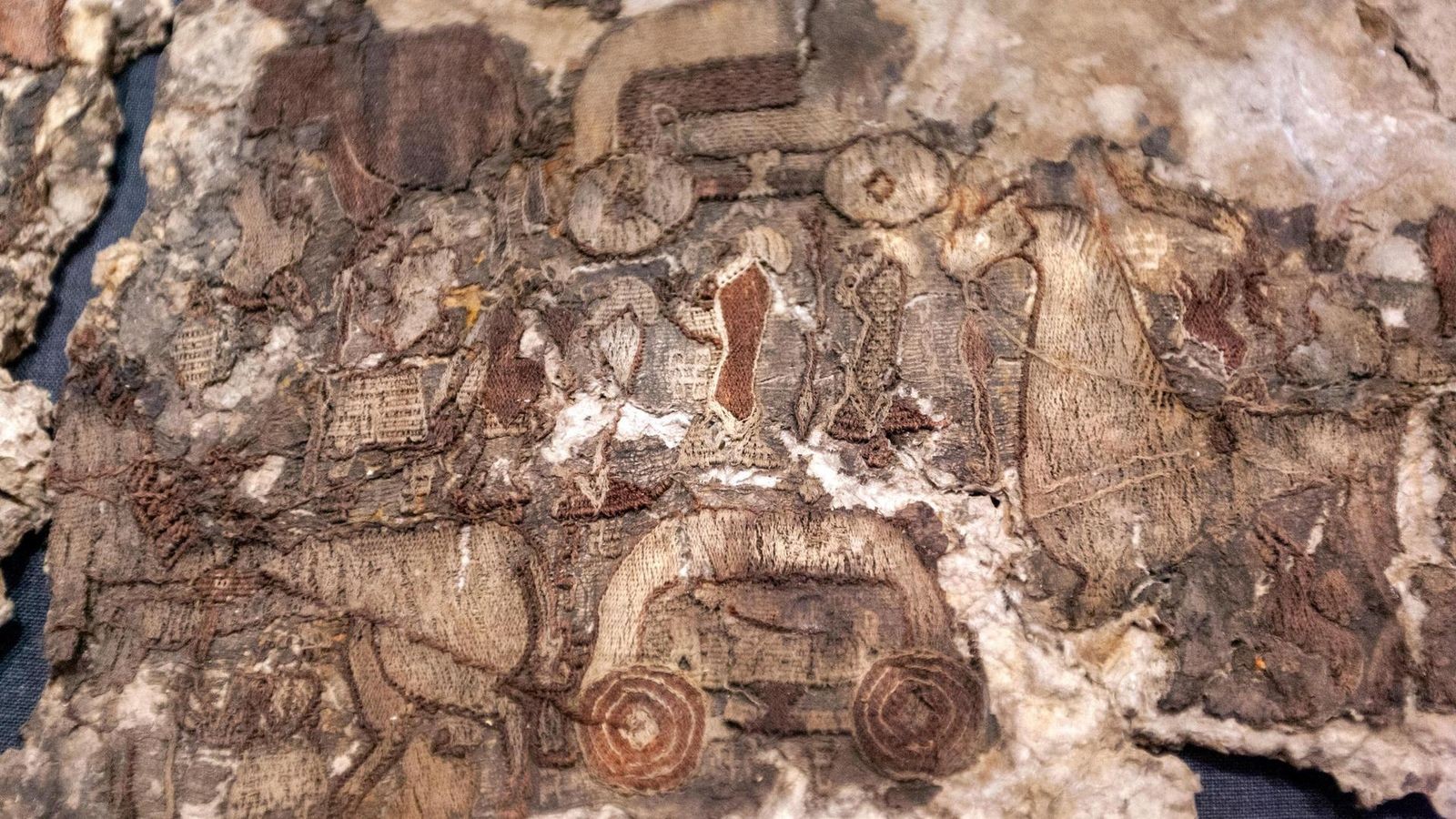 Geheimnisvoller-Wandteppich-ver-ndert-unser-Bild-der-Wikinger