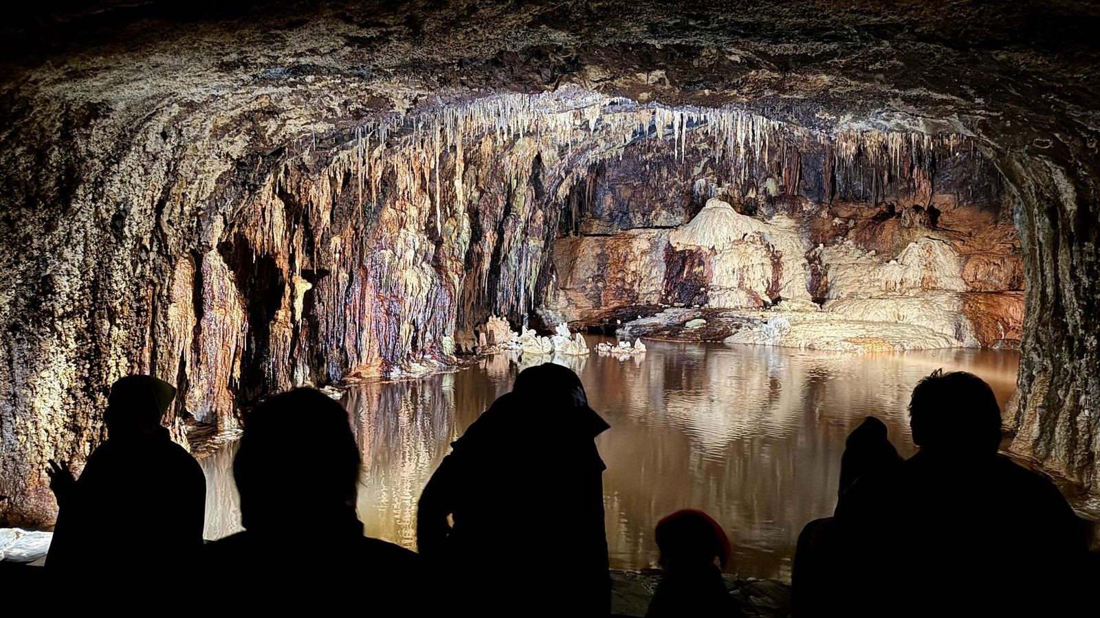 Th-ringen-Quiz-Welche-Stadt-ist-als-Feengrotten-Stadt-bekannt-