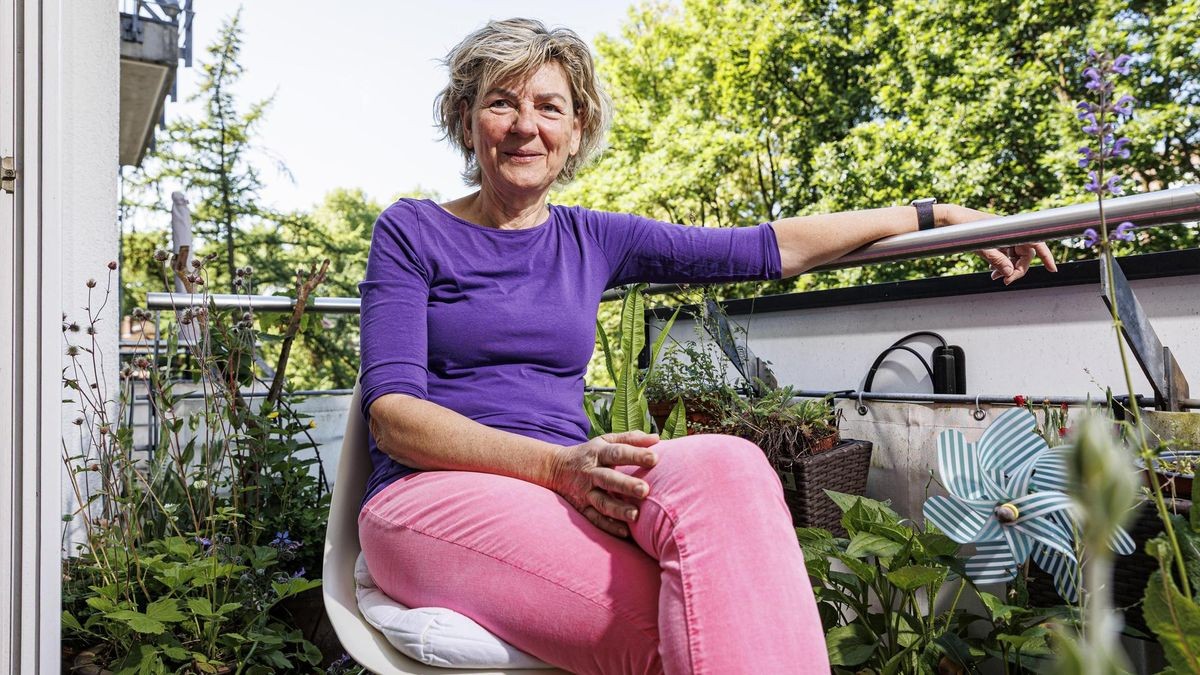 She helped expose Girlsdotoys, but can't outrun its shadow