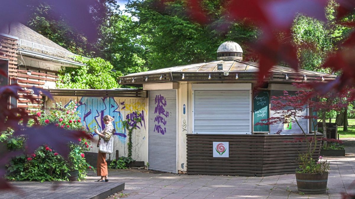 Pleite-Café Rosengarten in Berlin-Pankow: Traumlösung mit Burgern im ...