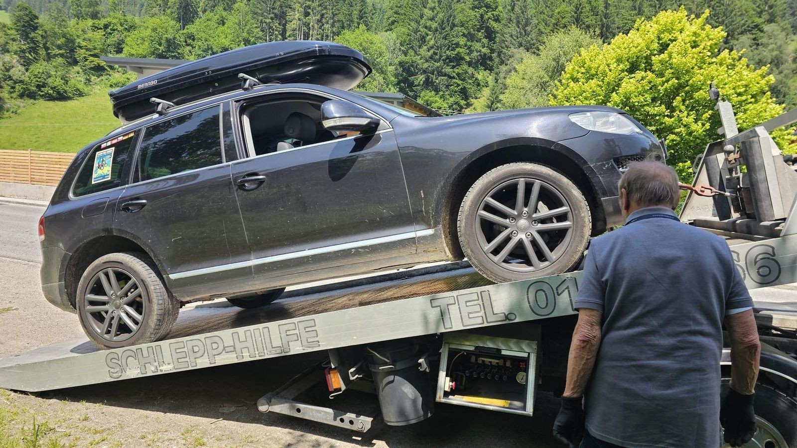 Stranded in Austria: Technology breaks down on Simson moped tour from ...