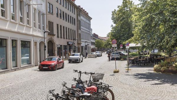 Nachts in Braunschweig – Raubüberfall auf dem Bankplatz