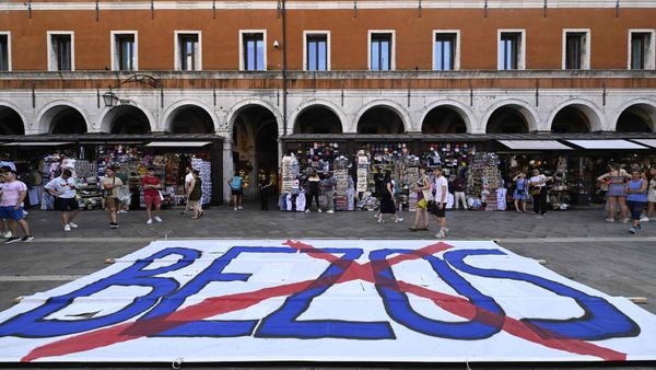 Bezos-Hochzeit in Venedig: Demonstranten drohen mit Boykott
