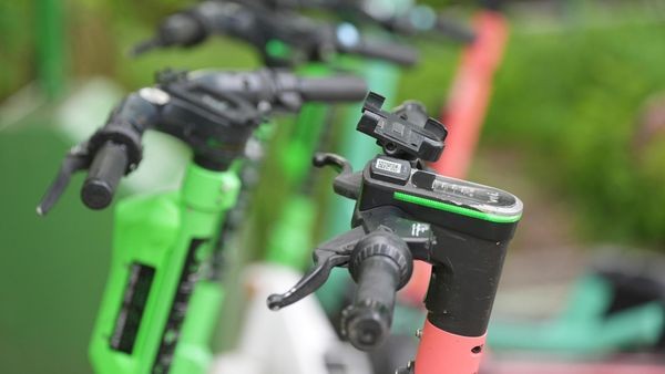 Polizei stellt jugendliche E-Scooter-Diebe in Braunschweig