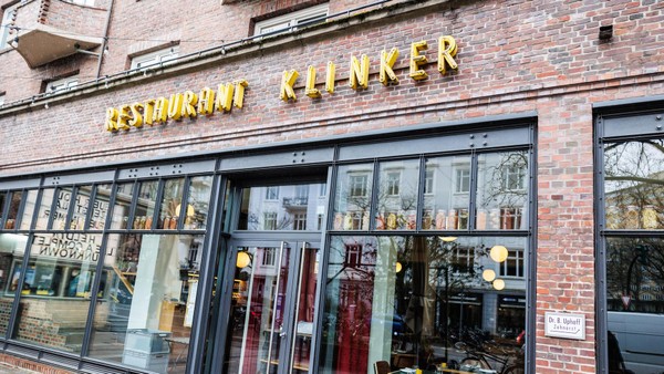 Sternekoch Max Strohe bringt seinen 18-Euro-Burger heute nach Hamburg