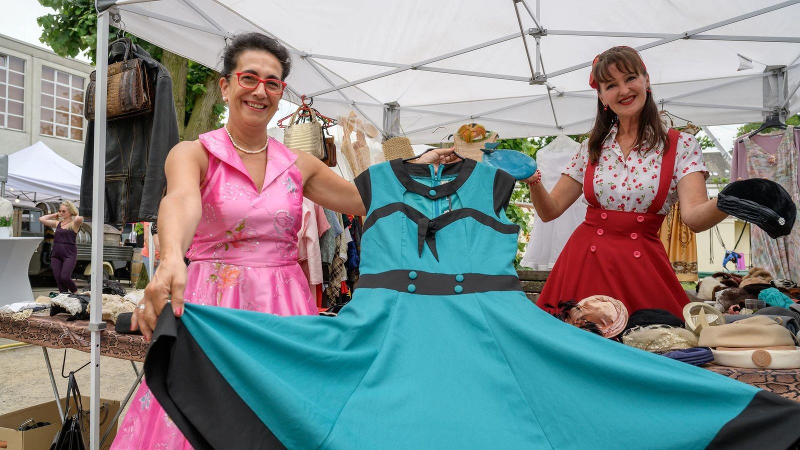 Retro-Sommerfest-in-Essen-Kettwig-Die-50er-Jahre-leben-auf