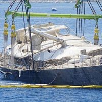 Luxusyacht „Bayesian“, die vom Meeresboden aufgewachsen ist