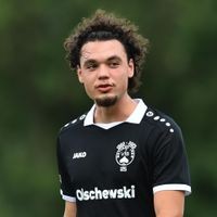 Alexander Beloshapkin lieferte am Samstag ein starkes Debüt ab. Der neue Defensivspieler des VfB Bottrop überzeugte im Jubiläumsspiel gegen RW Essen. VfB Bottrop - Rot-Weiss Essen
