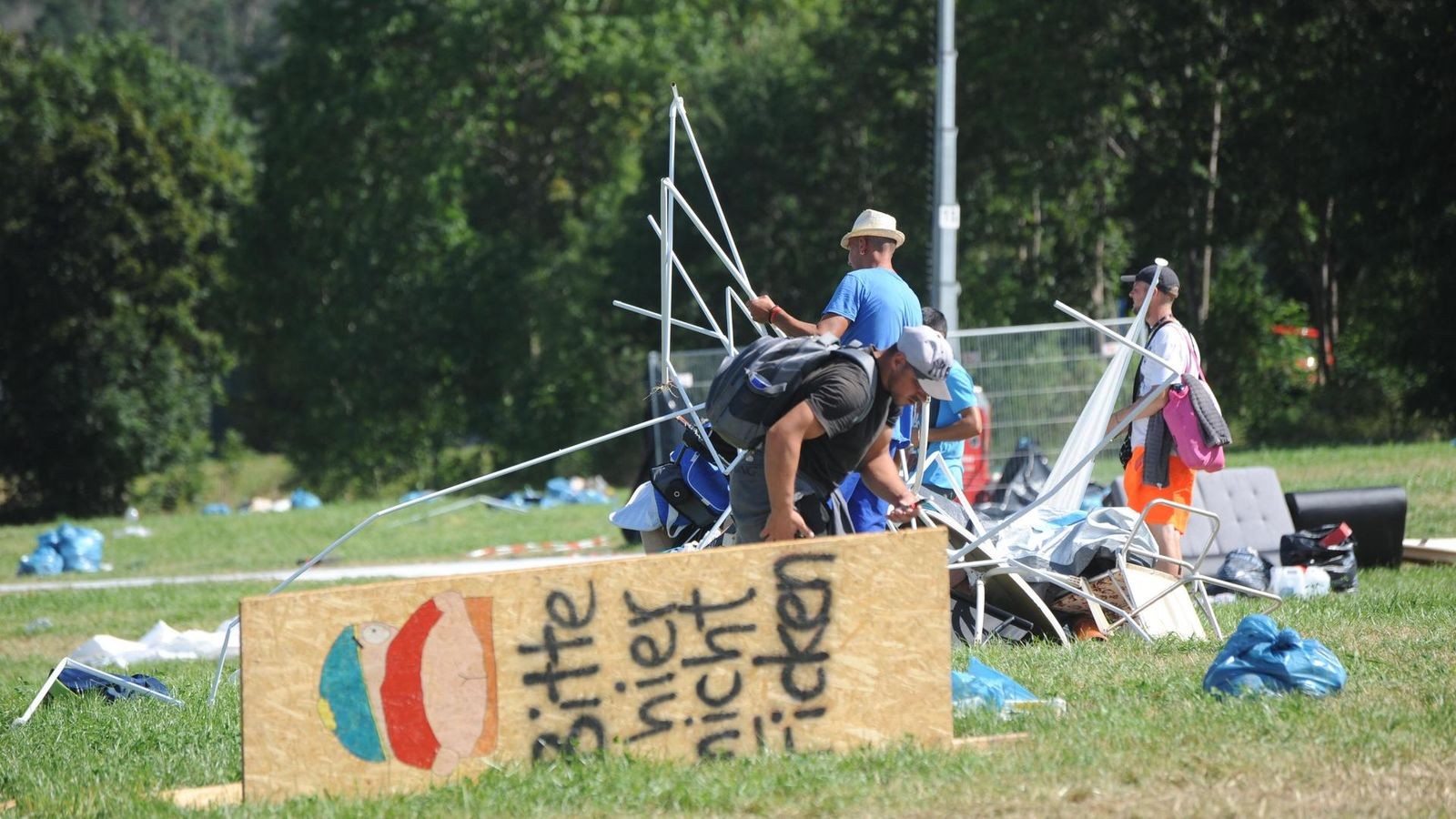 SMS-und-Co-So-k-mpfen-Th-ringens-Festivals-gegen-M-llberge