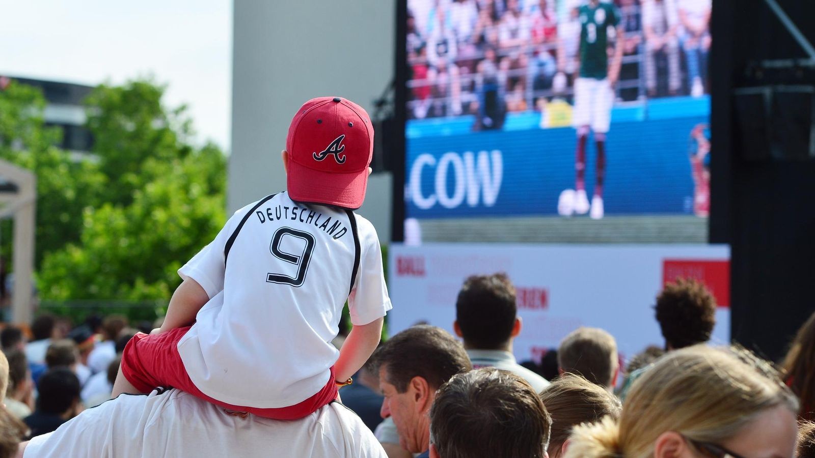 Berlin-hat-noch-keinen-Plan-f-r-Gastro-Sondergenehmigungen-zur-Fu-ball-WM