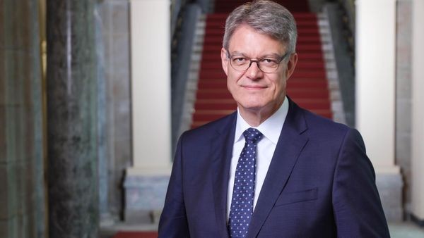Minister Schnieder: Cannabis im Verkehr „relativ unberechenbar“