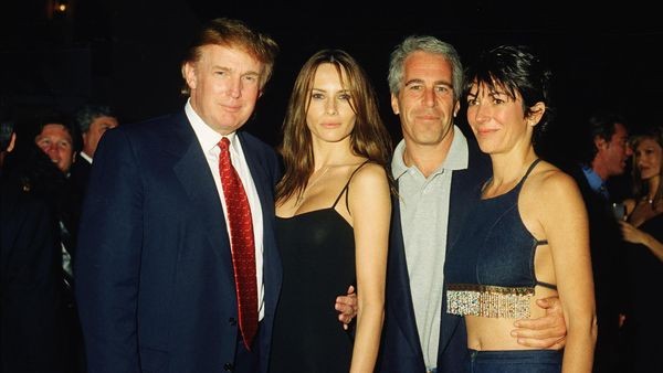 „Oben ohne und kichernd auf Trumps Schoß“ – Was Epstein wusste