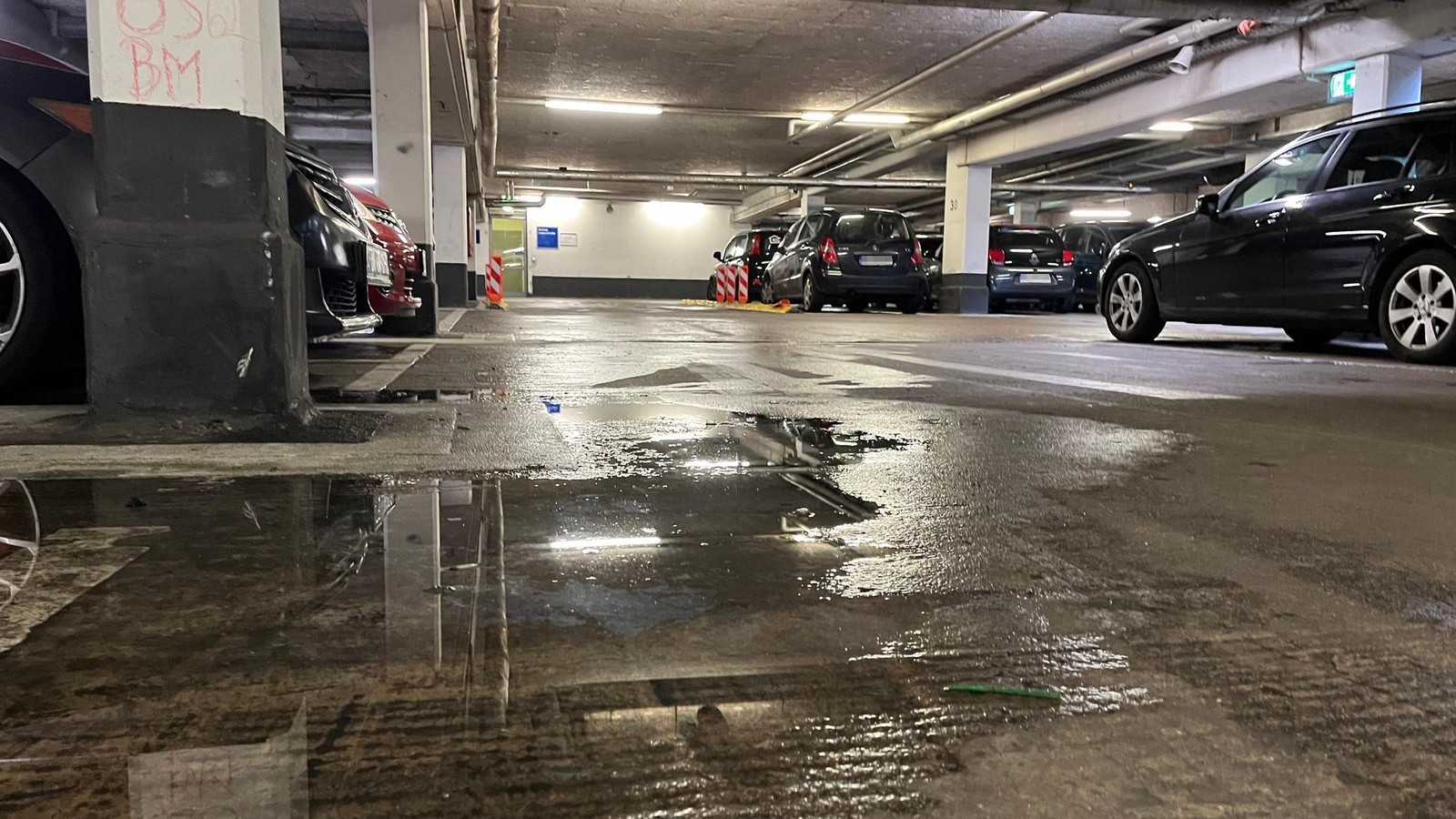 Endg-ltig-Norderstedt-macht-gro-e-P-R-Anlage-am-Herold-Center-dicht