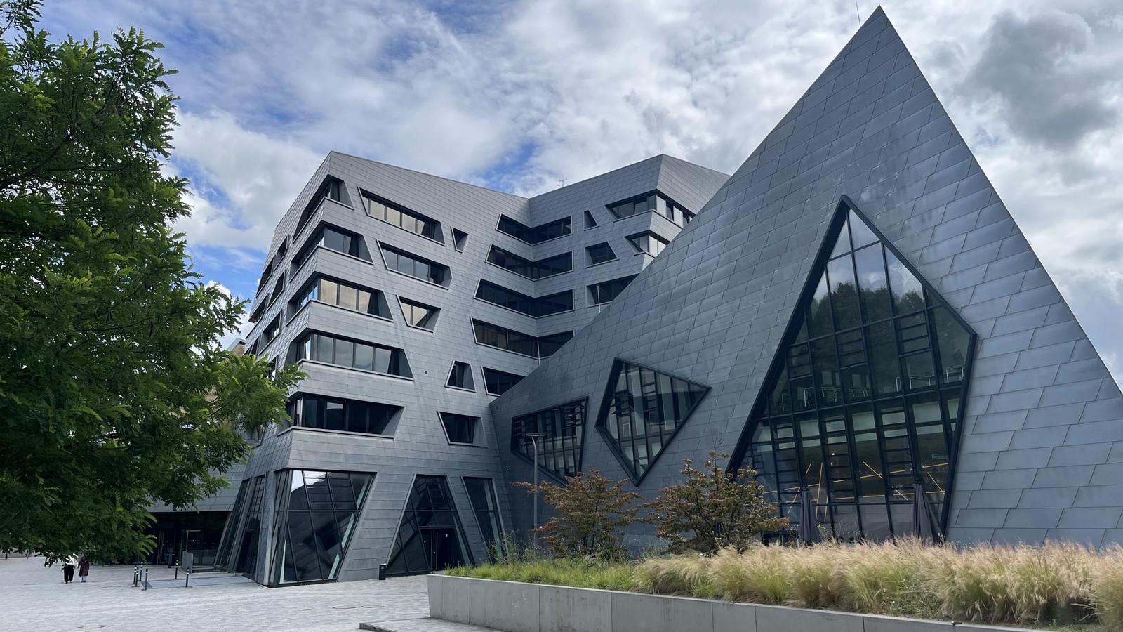 Pl-ne-f-r-Neubau-Universit-t-L-neburg-will-Campus-vergr-ern