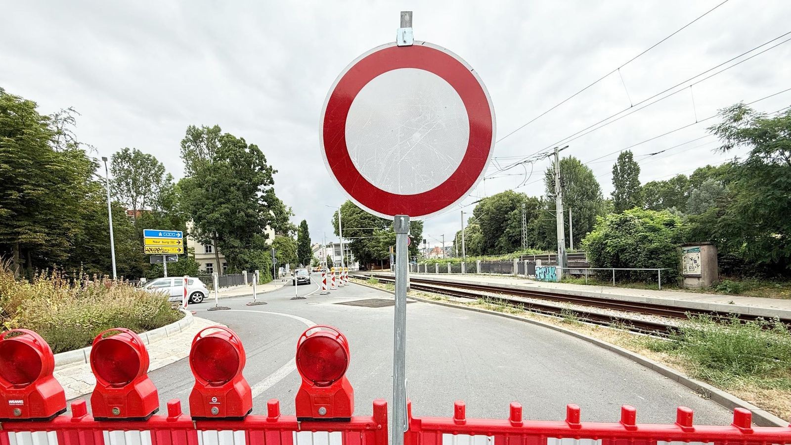 Stra-en-gesperrt-nun-auch-wegen-Filmdreh-in-Jena