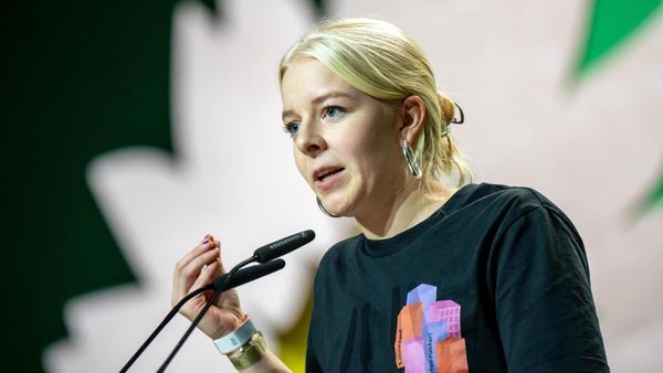 „Keinen Sugardaddy“: Jette Nietzard arbeitet jetzt im Bundestag