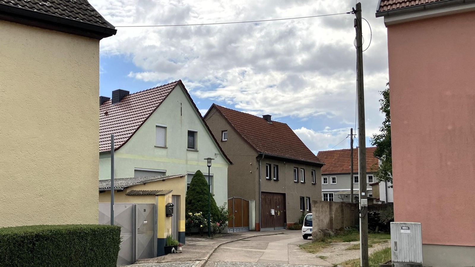 Wie-im-Gruselfilm-Paar-kidnappt-junge-Frau-in-Th-ringen-Jetzt-beginnt-der-Prozess