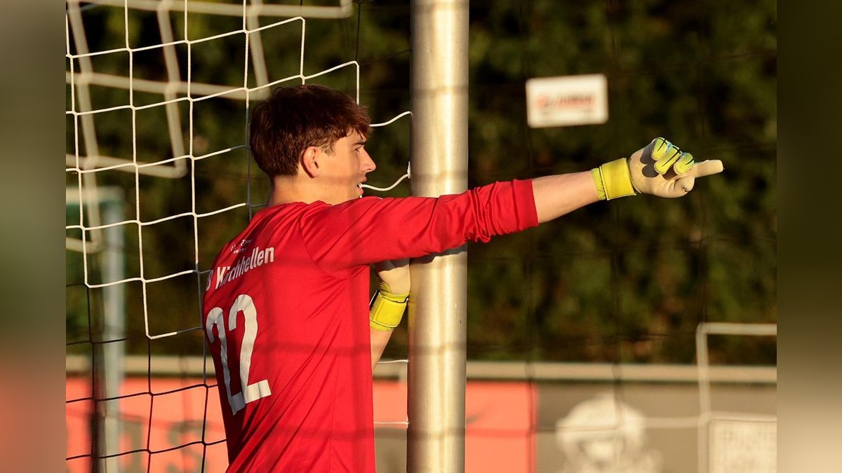 Der VfB Bottrop und der VfB Kirchhellen trennen sich in einem Testspiel im Jahnstadion 2:2. VfB Bottrop gegen VfB Kirchhellen