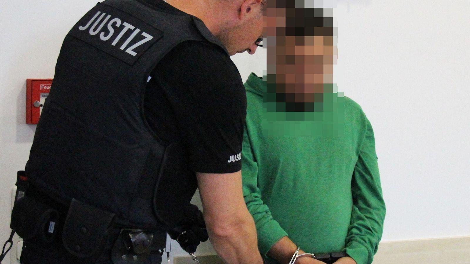 Nach-brutaler-Messerattacke-im-Kyffh-userkreis-Keine-DNA-Spuren-an-m-glicher-Tatwaffe-zu-finden