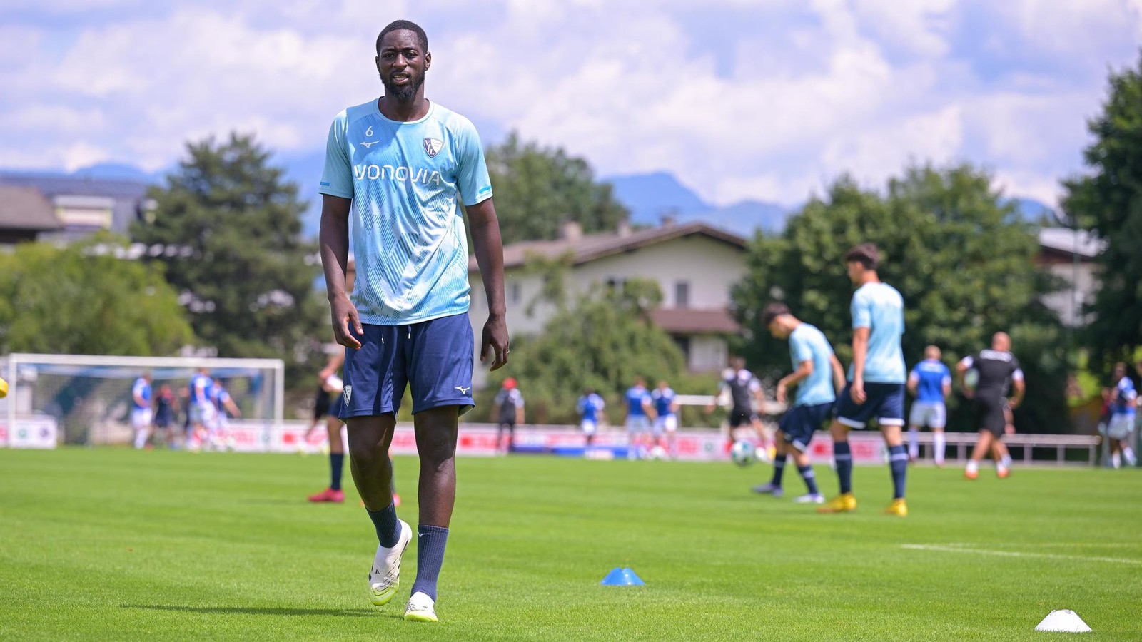 Alles-fix-Ibrahima-Sissoko-verl-sst-den-VfL-Bochum-in-Richtung-Frankreich