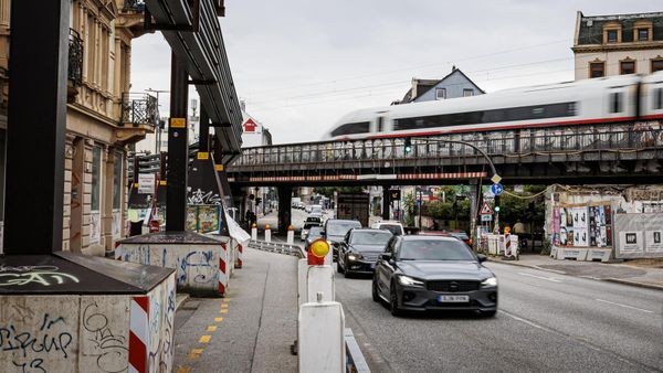 Vor Demo und Prozess – neue Zahlentricks um die Sternbrücke