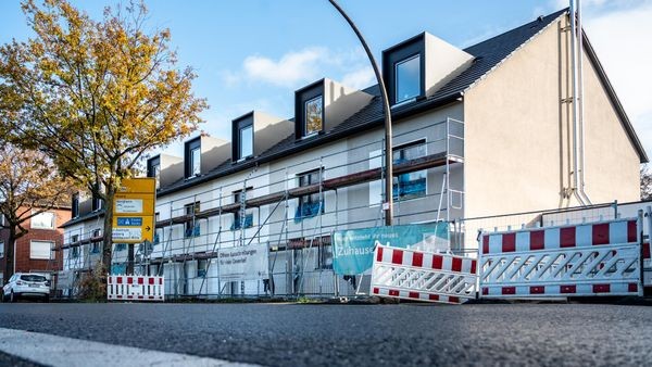 Baustelle an der Krefelder Straße: Jetzt steht nächste Sperrung an