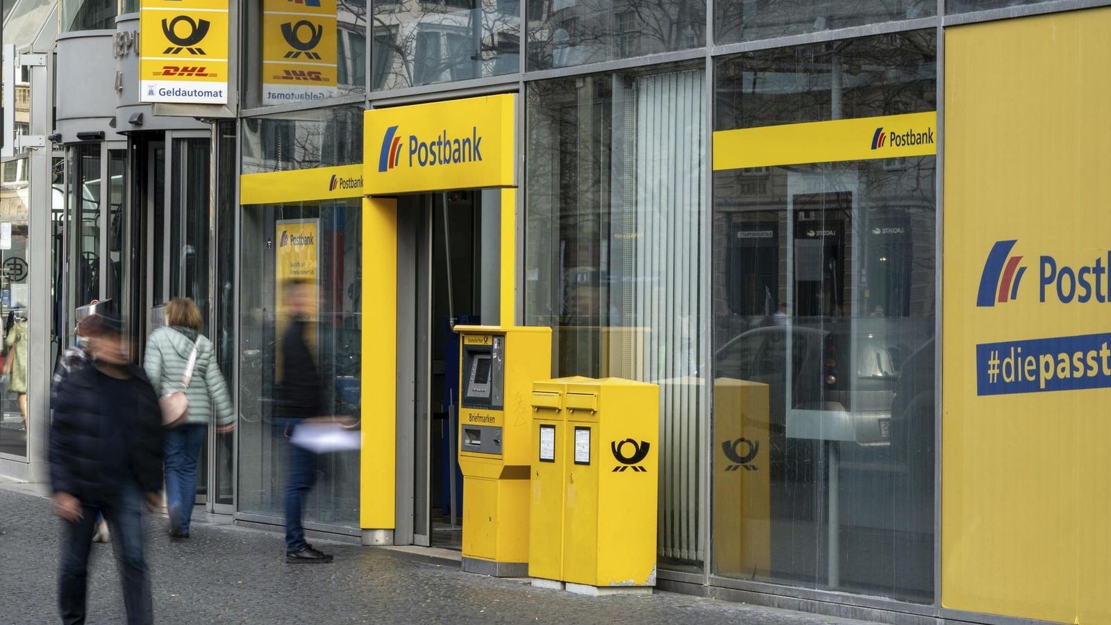 Postbank-Girokonten-werden-teurer-und-verwirren-die-Kunden