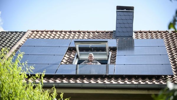 Trotz Denkmalschutz: Das ist Wedaus erstes Dach mit Solaranlage