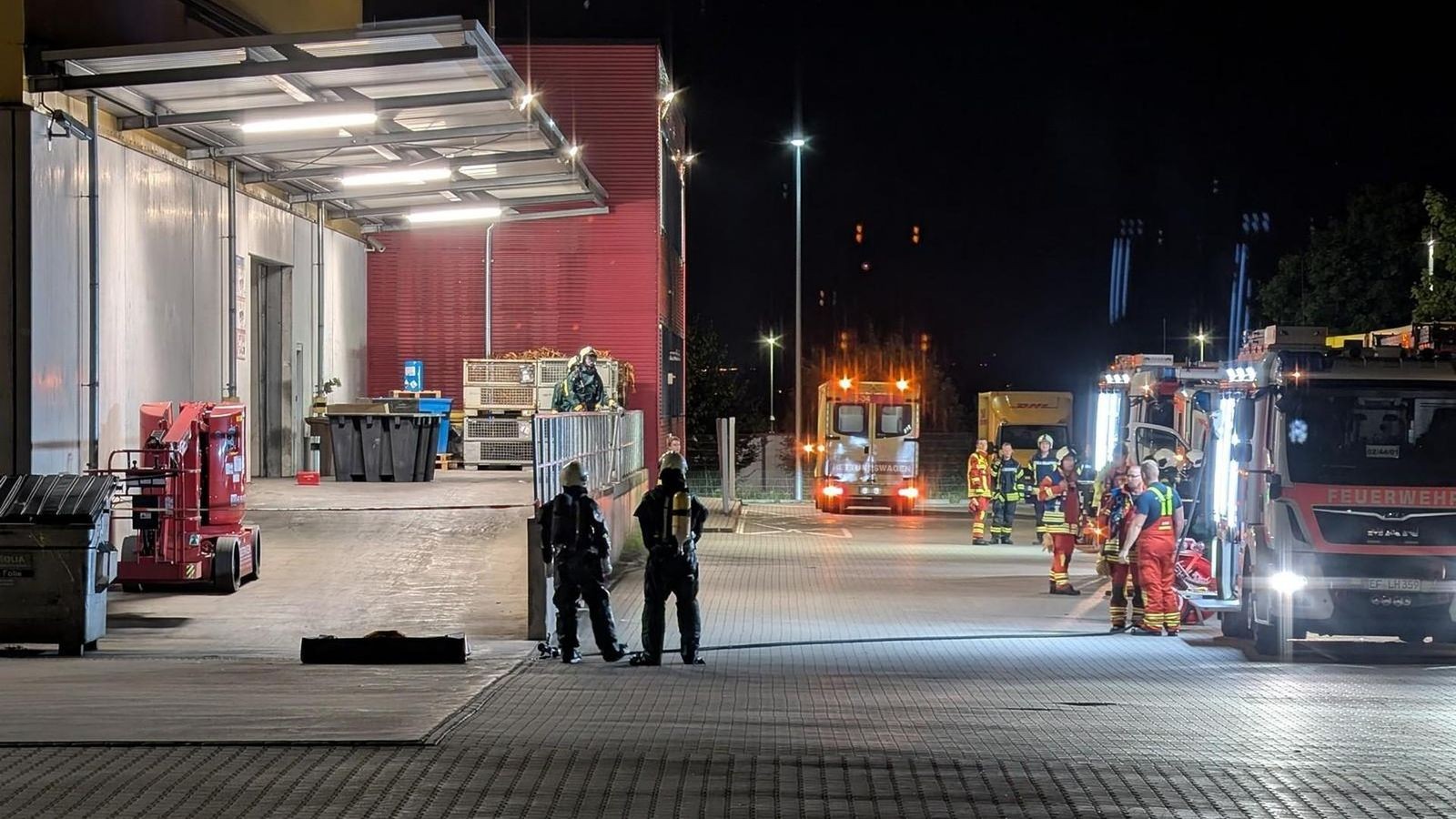 N-chtlicher-Gefahrgut-Einsatz-im-Erfurter-GVZ