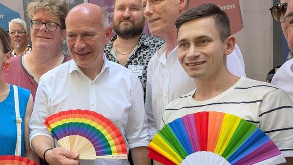 V Berlinu potekalo 31. Lesbično-gejevsko mestno praznovanje