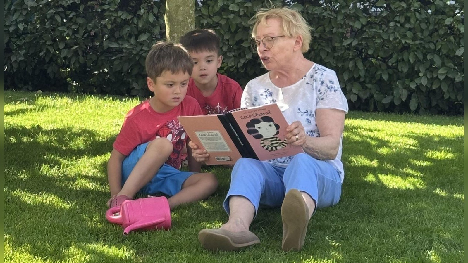 Luke-und-Levi-warten-fast-f-nf-Jahre-auf-Besuch-bei-Oma-und-Opa