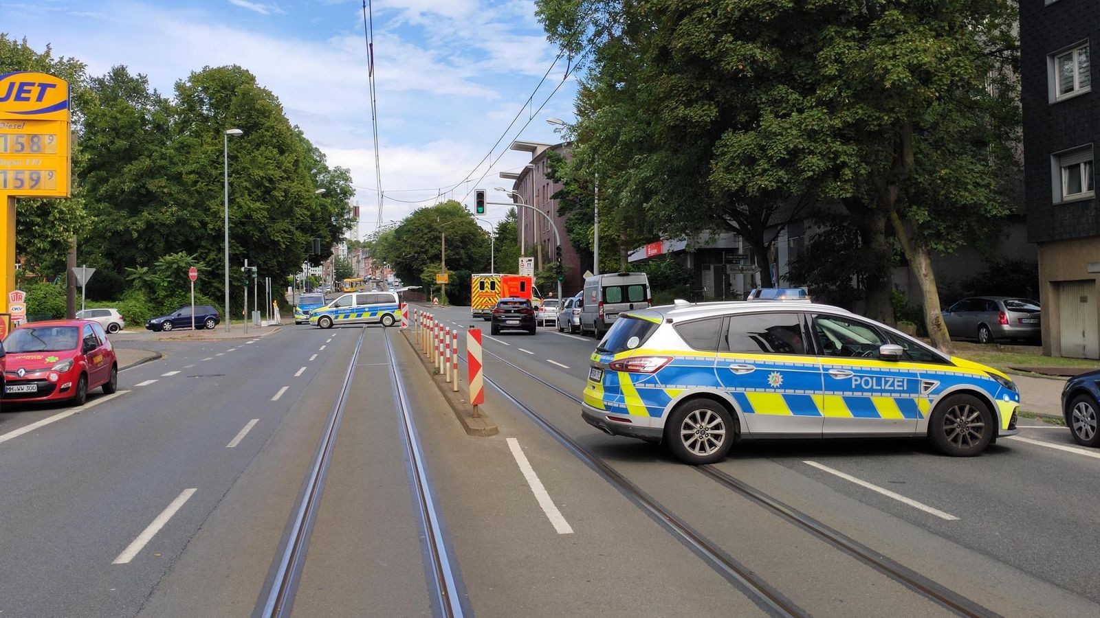 Vorschulkind-angefahren-Wichtige-M-lheimer-Stra-e-gesperrt