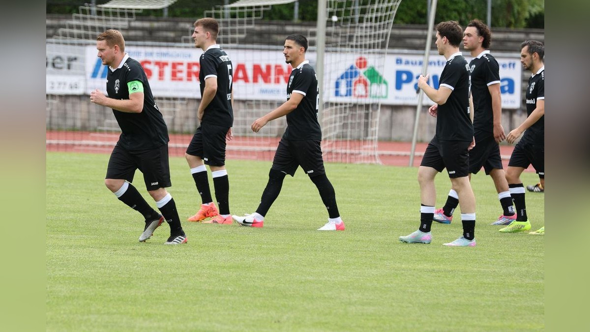Der VfB Bottrop und der SC Westfalia Herne trennen sich in einem Testspiel 1:1 (0:0). Testspiel VfB Bottrop: VfB Bottrop - SC Westfalia Herne