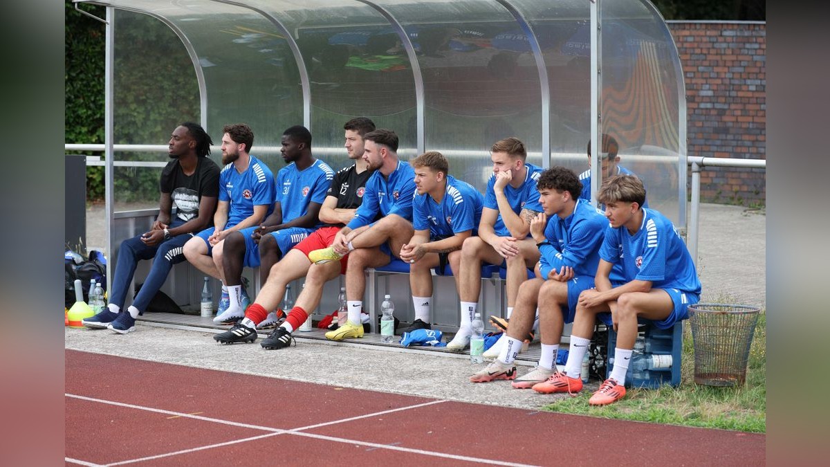 Der VfB Bottrop und der SC Westfalia Herne trennen sich in einem Testspiel 1:1 (0:0). Testspiel VfB Bottrop: VfB Bottrop - SC Westfalia Herne