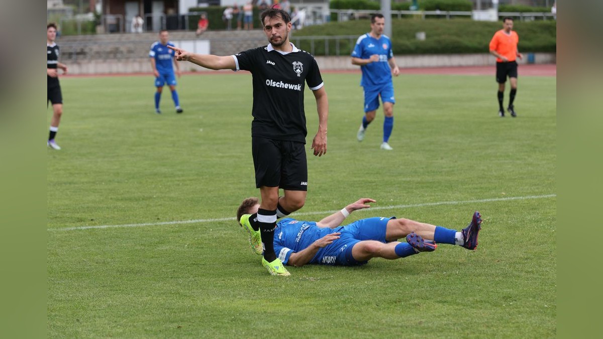 Der VfB Bottrop und der SC Westfalia Herne trennen sich in einem Testspiel 1:1 (0:0). Testspiel VfB Bottrop: VfB Bottrop - SC Westfalia Herne