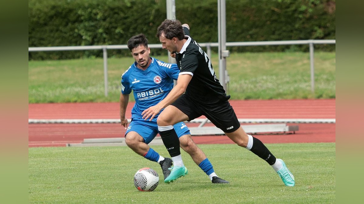 Der VfB Bottrop und der SC Westfalia Herne trennen sich in einem Testspiel 1:1 (0:0). VfB Bottrop gegen SC Westfalia Herne