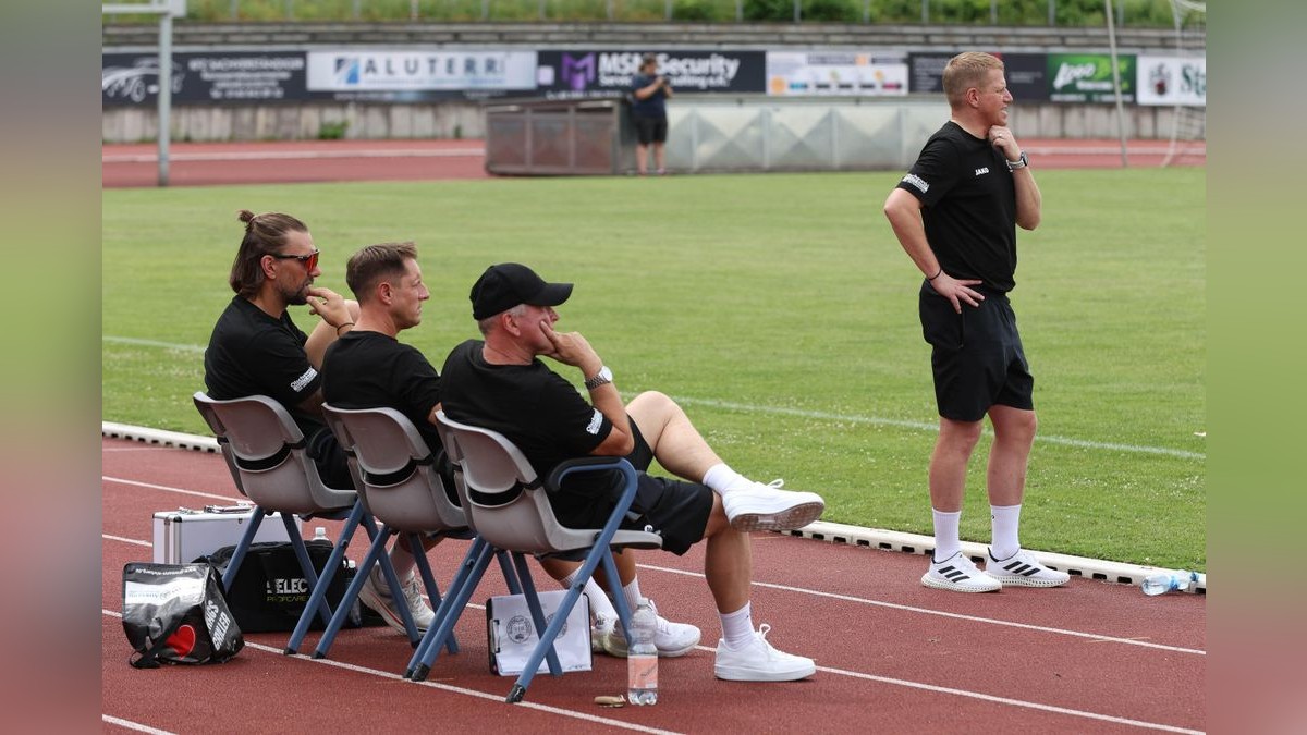 Der VfB Bottrop und der SC Westfalia Herne trennen sich in einem Testspiel 1:1 (0:0). Testspiel VfB Bottrop: VfB Bottrop - SC Westfalia Herne