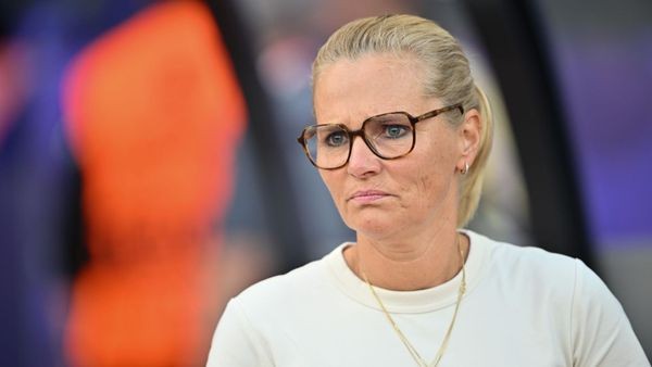 Angleška trenerka ostro obsodila rasistične žalitve proti igralki Jess Carter