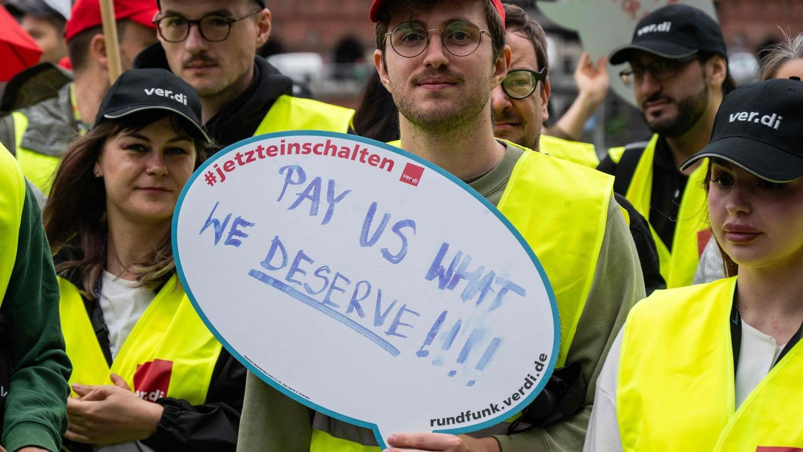 -rger-bei-TikTok-Mitarbeiterin-droht-nach-Streik-die-K-ndigung
