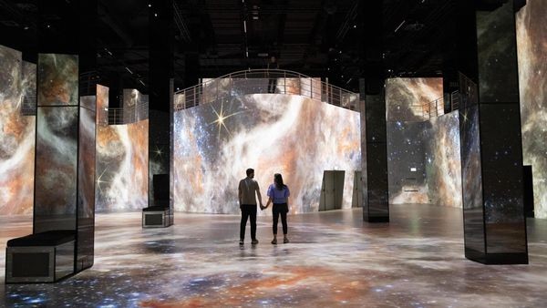 „Kosmos“-Ausstellung: Wenn nur die nervigen Handys nicht wären...