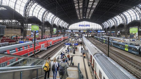 Streit um Zugstrecke: Deutsche Bahn verklagt Schleswig-Holstein