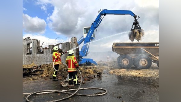 Poplave in požar vozila ter spor gasilcev zaznamovali zadnje dni