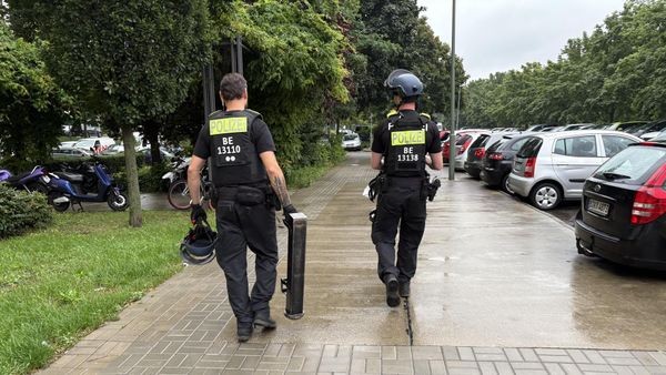 Polizei durchsucht Wohnung von jungen Neonazis