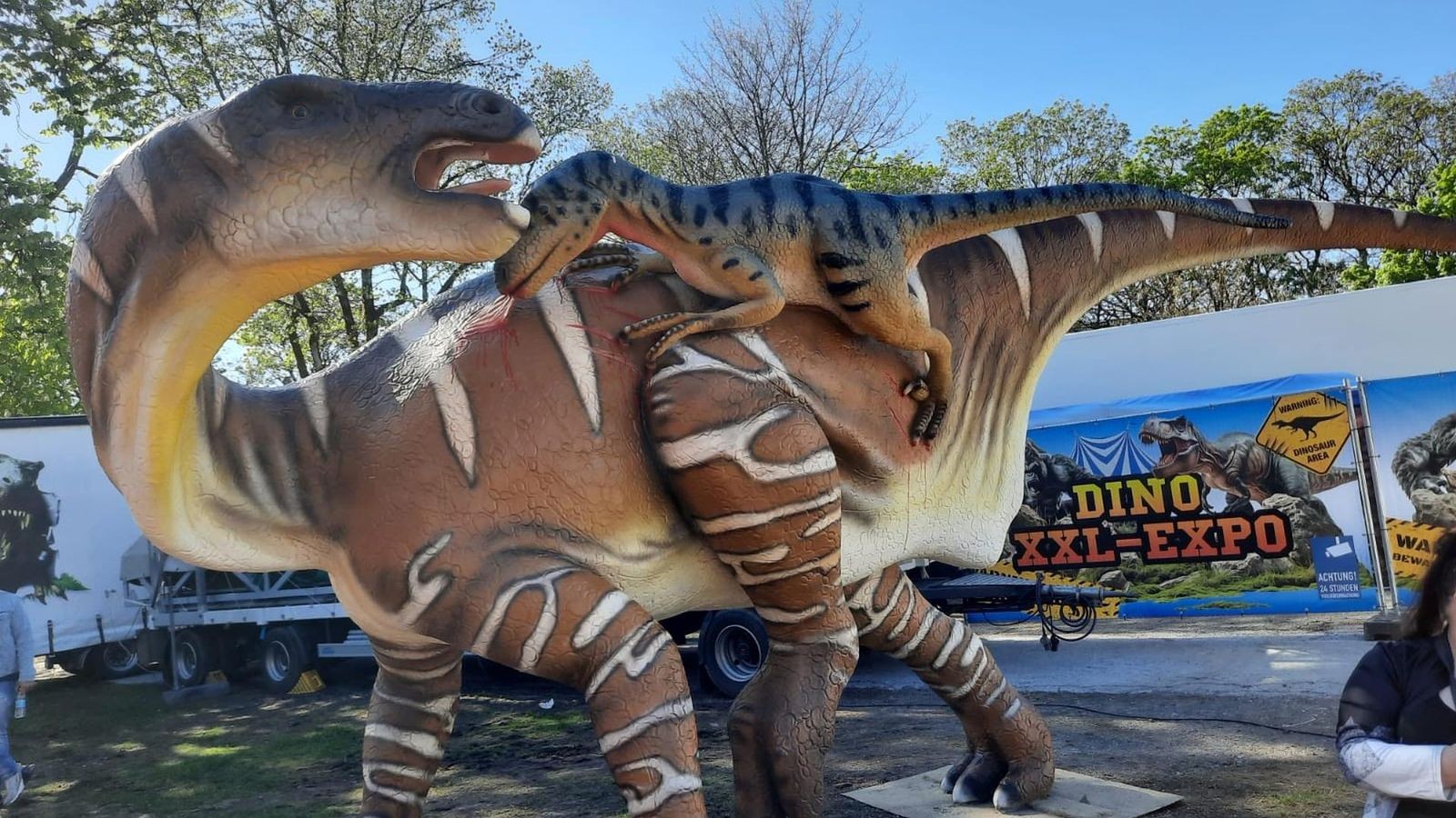 Events-in-Witten-Bei-Ostermann-in-Annen-sind-die-Dinos-los