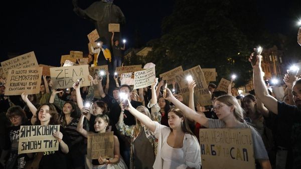 Protest gegen Selenskyj: Warum die Ukrainer demonstrieren