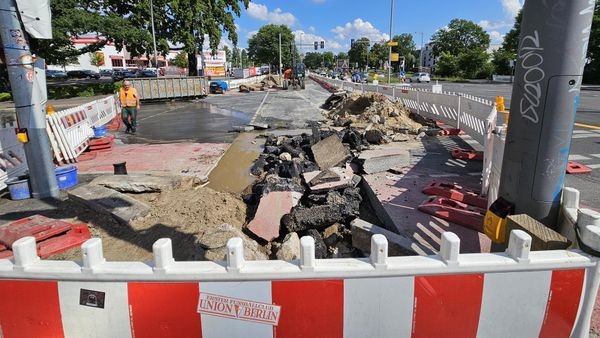 V Seelze in Berlin-Treptow-Köpenick zastoj zaradi podzemnih predorov in poletnih gradbišč